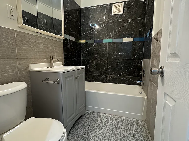 5443 Torresdale Ave #1 — Photo 8