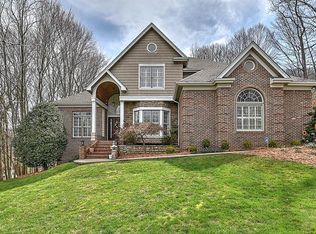 1804 Timberwood Cir, Kingsport, TN 37660
