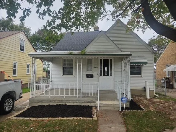 8059 Coolidge Ave, Center Line, MI 48015
