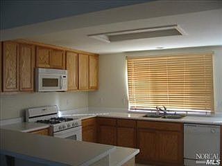 3rd image of 616 Daniels Ave