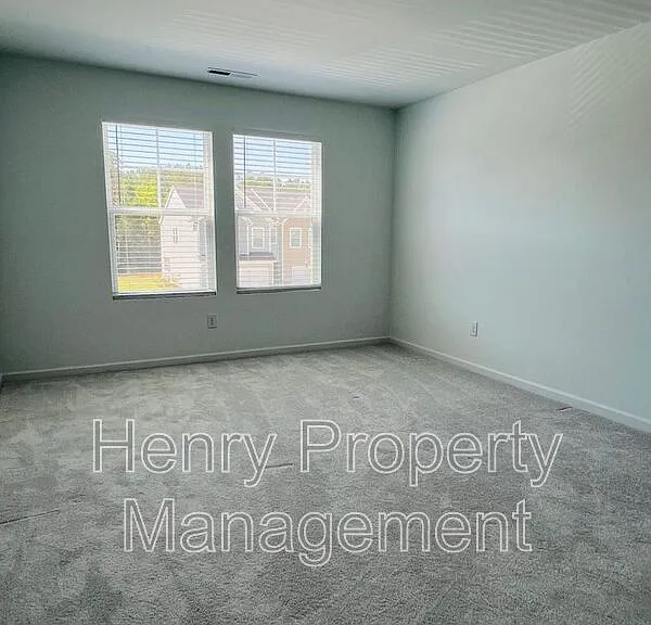 387 Thompson Overlook Way — Photo 10