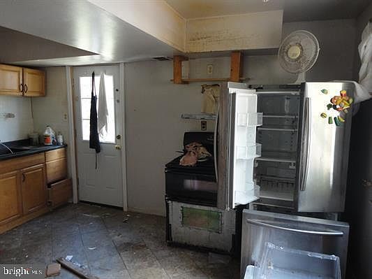 4th image of 507 Cushman Ave