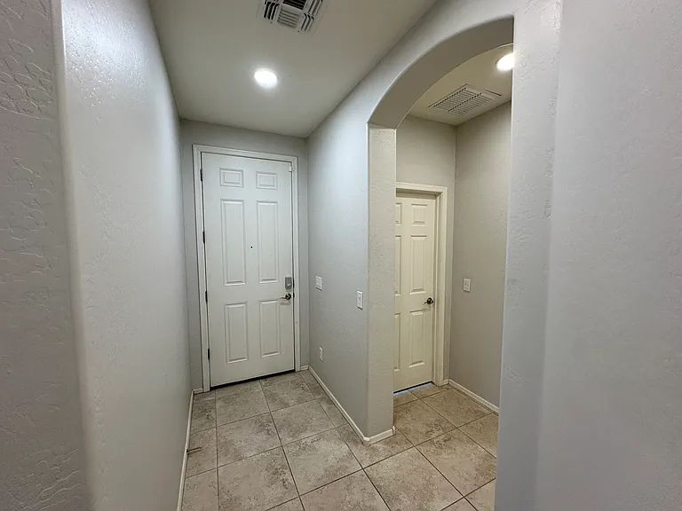 17845 W Desert Trumpet Rd — Photo 7