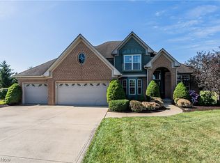 5466 Winter Brook Dr, Valley City, OH 44280