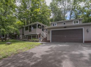 17 Northside Lane, Greenwood Lake, NY 10925