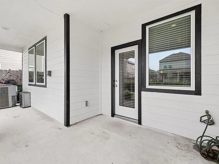 14839 Slow River Ave — Photo 35