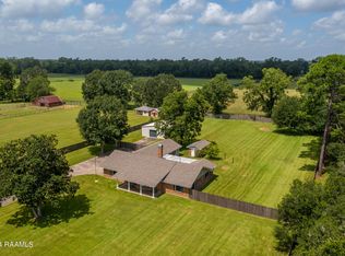 401 Thelma Dr, Sunset, LA 70584