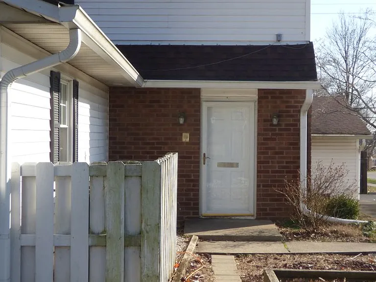 372 Redding Rd #A — Photo 2