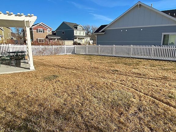 5th image of 1814 Lone Pine Dr
