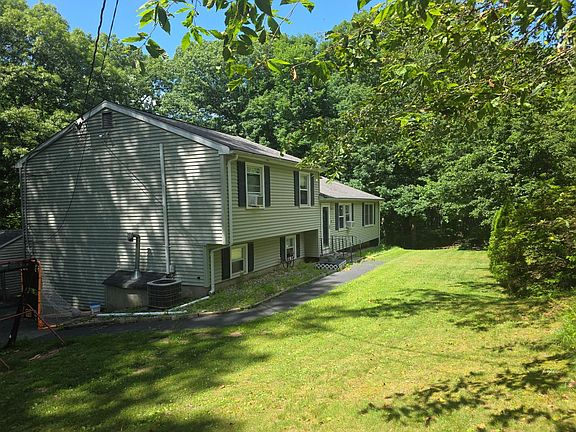 3rd image of 64 Saw Mill Dr