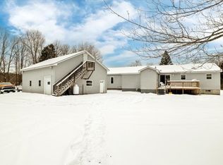 933 Bogue Rd, Enosburg Falls, VT 05450