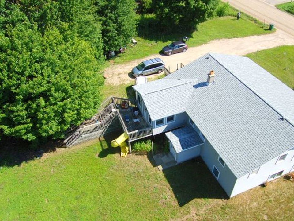 1st image of 11231 92nd Ave