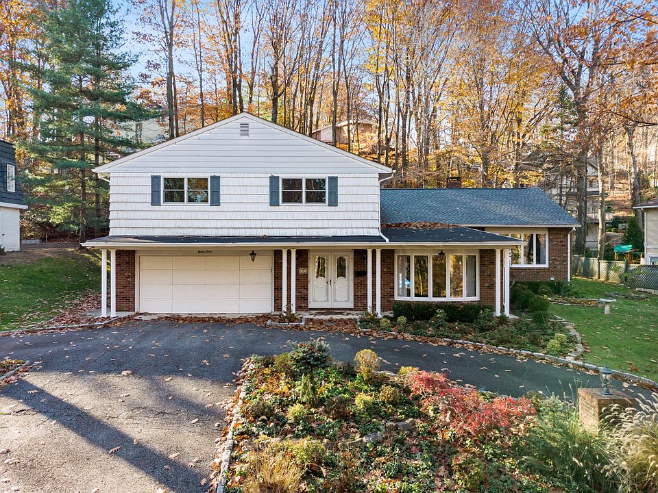 1st image of 95 Annfield Ct #309