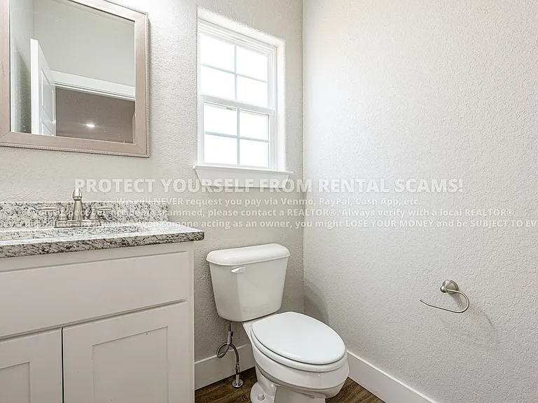 3102 SW Garrison Ln — Photo 6