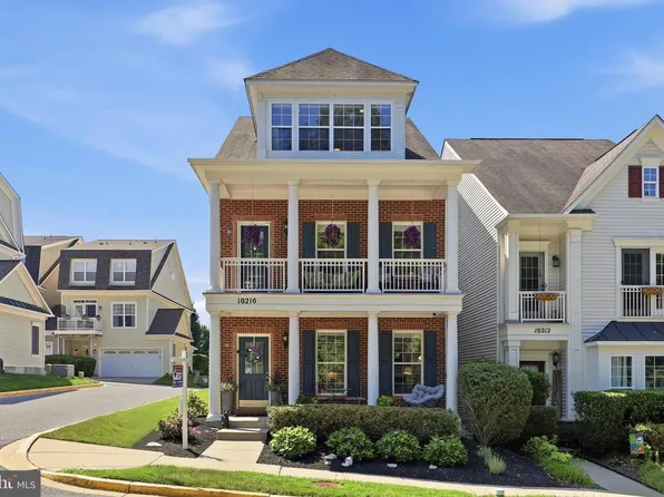 10210 Wood Thrush Dr, New Market, MD 21774
