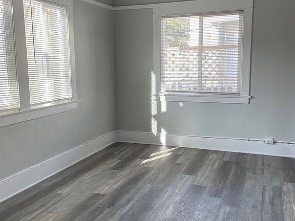 4th image of 517 E 5th St #10438318