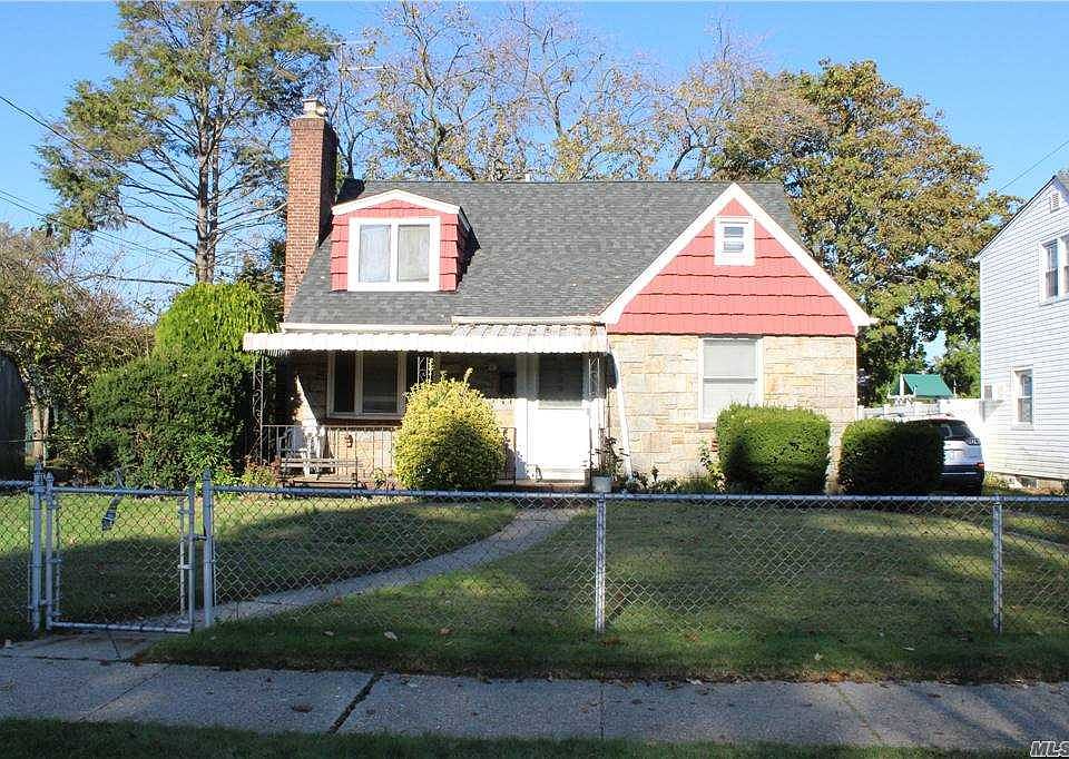 1st image of 968 Van Buren Ave