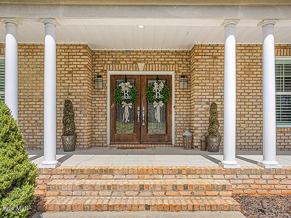 3rd image of 4440 Hidden Creek Pointe
