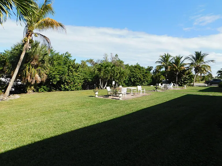 735 Hummingbird Way #202 — Photo 8
