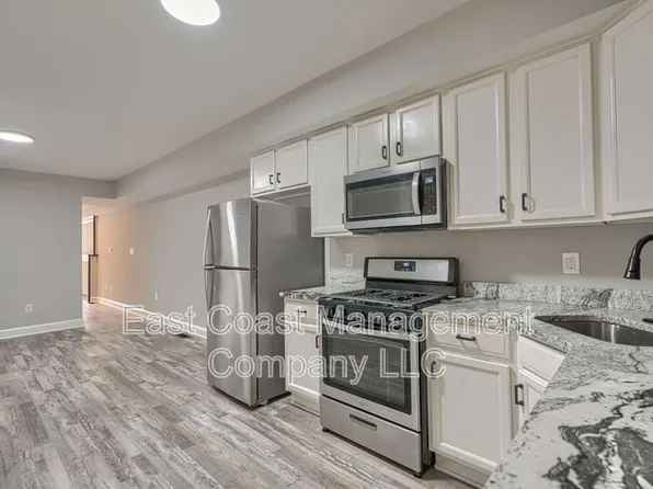 2102 E Biddle St, Baltimore, MD 21213