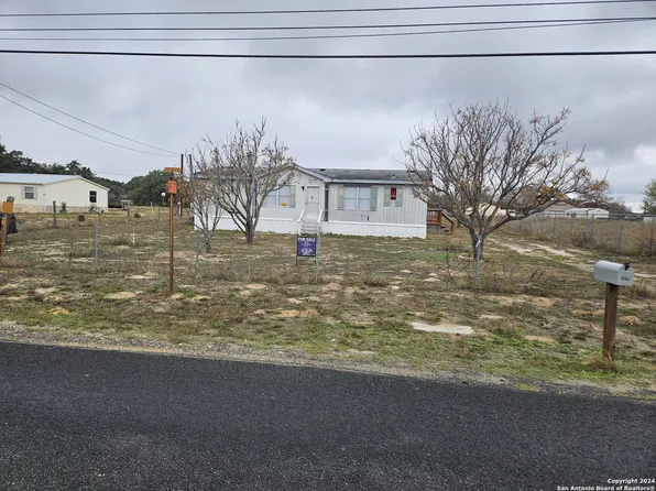 2861 Mogford, San Antonio, TX 78264