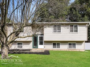6631 W Loretta Dr, Indianapolis, IN 46221