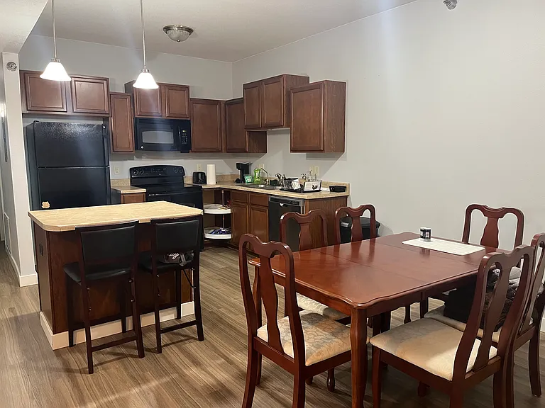 1825 SW White Birch Cir #10 — Photo 7