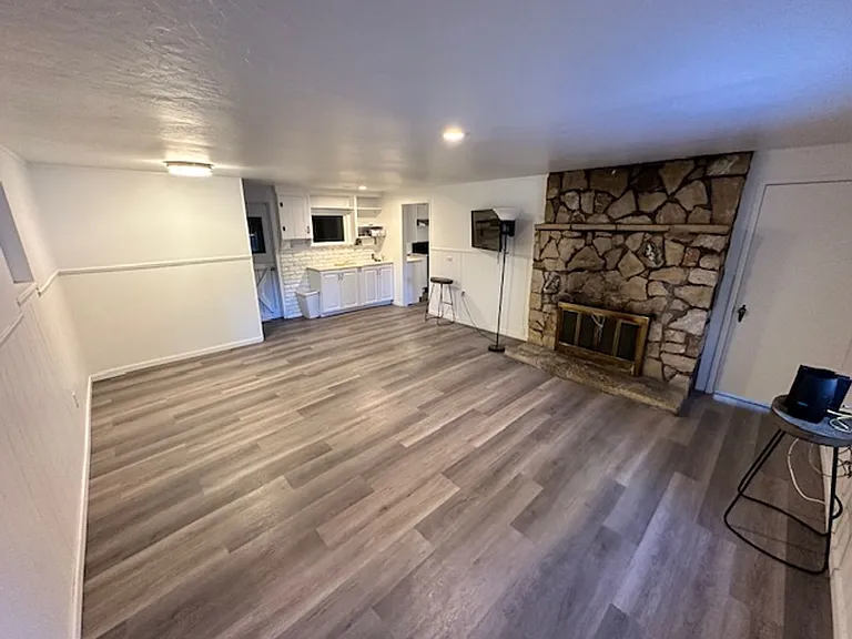 2598 Chris Ave — Photo 3
