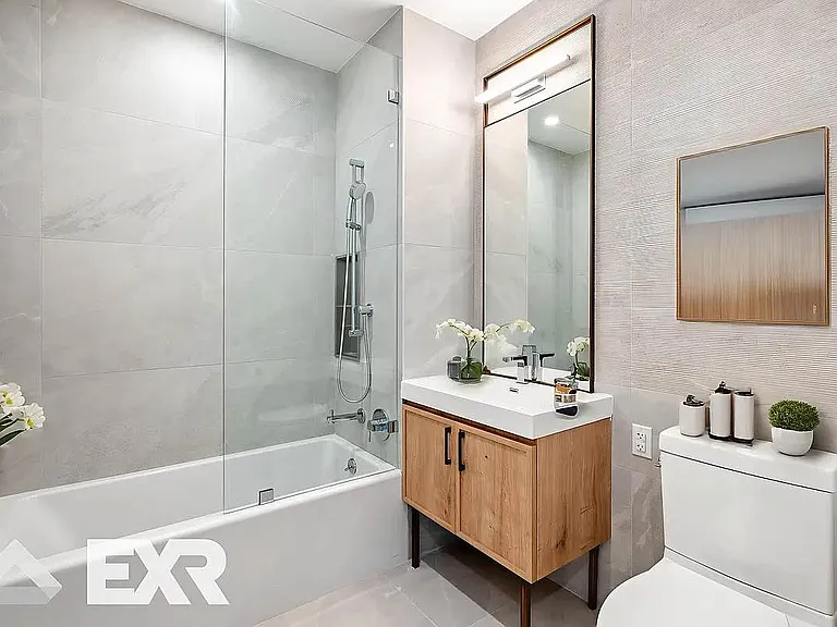 69 Adams St #24U — Photo 4