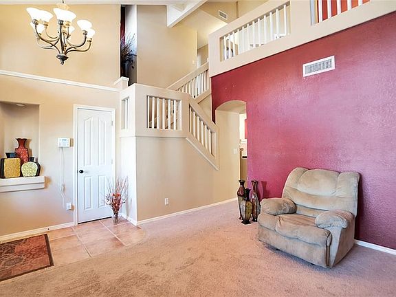 5th image of 641 Paseo De Flor Cir