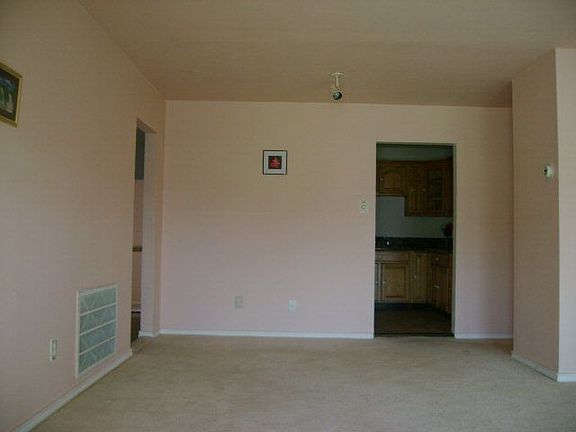 2nd image of 112 Trout Ave