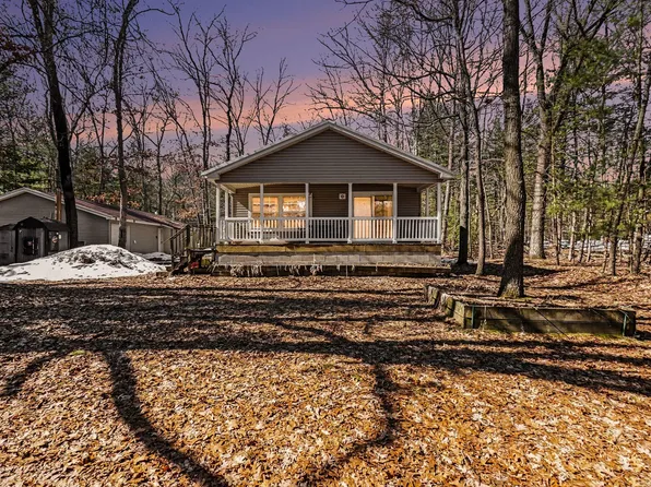 11000 N Wilvan Dr, Bitely, MI 49309