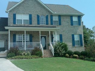 722 Verdant Ln, Maryville, TN 37804