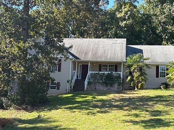 2nd image of 2238 S Oaks Dr