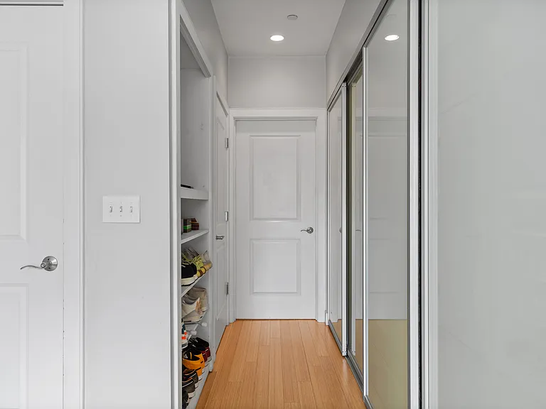 152 Old Colony Ave #9 — Photo 8