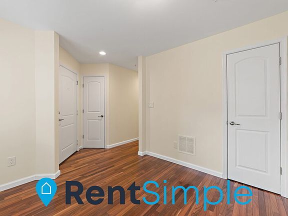 3rd image of 15375 Rosemont Manor Dr