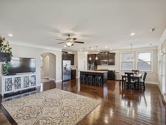 4th image of 1167 Batbriar Rd