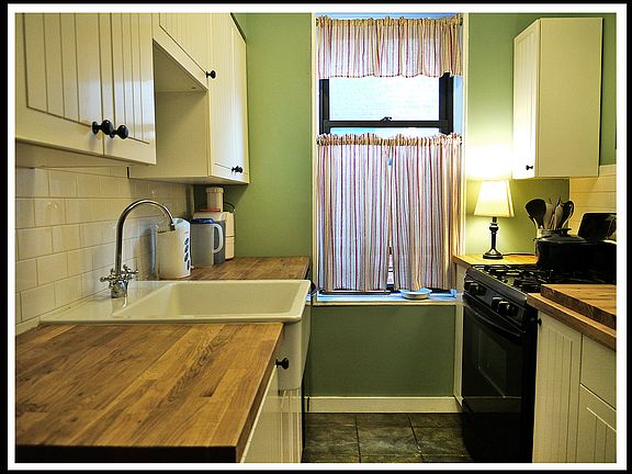 4th image of 8375 Woodhaven Blvd APT 4E
