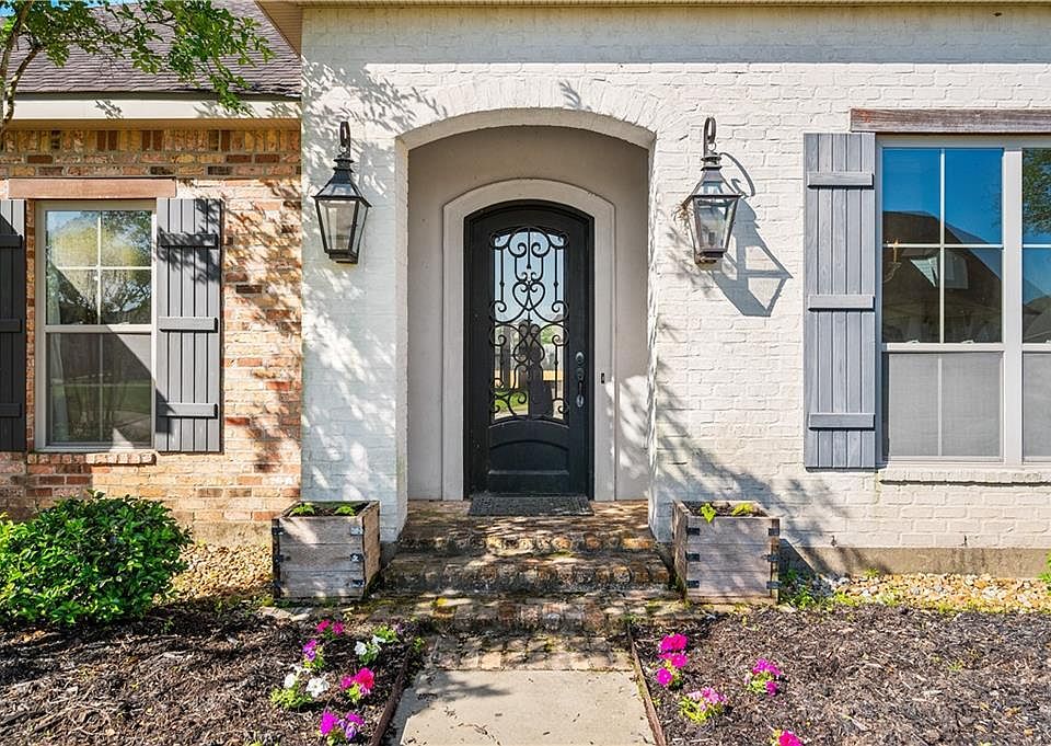 5913 Marthas Dr, Alexandria, LA 71303 MLS 172699 Zillow