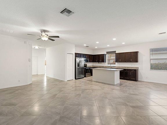 5th image of 2055 46TH Avenue