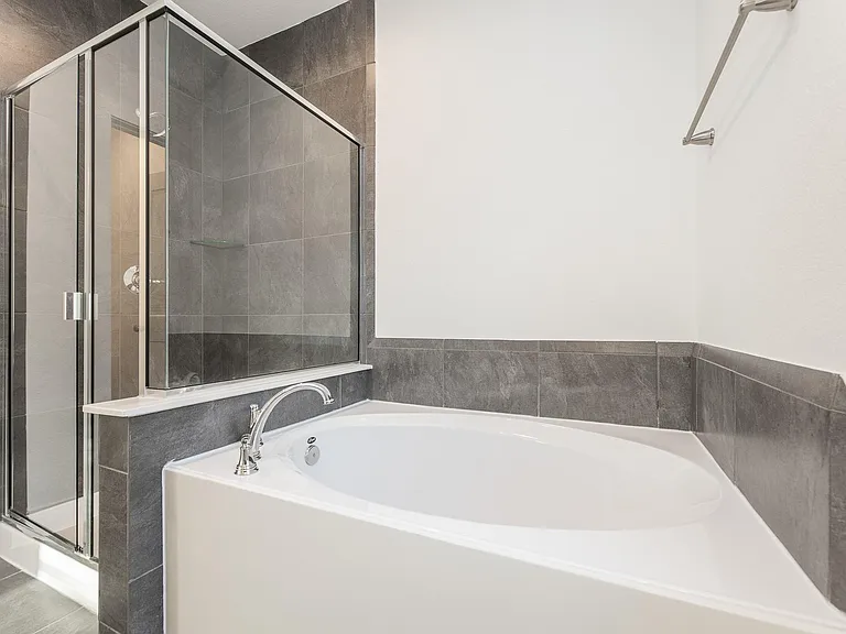 4802 Seabourne Landing Dr — Photo 20
