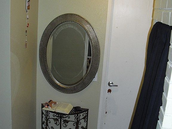 4th image of 18623 1st Ave S