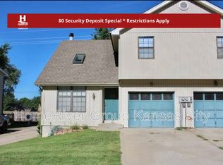 11031 N Oak Trfy, Kansas City, MO 64155