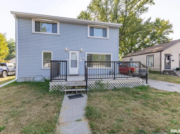 3015 N 3rd St, Clinton, IA 52732