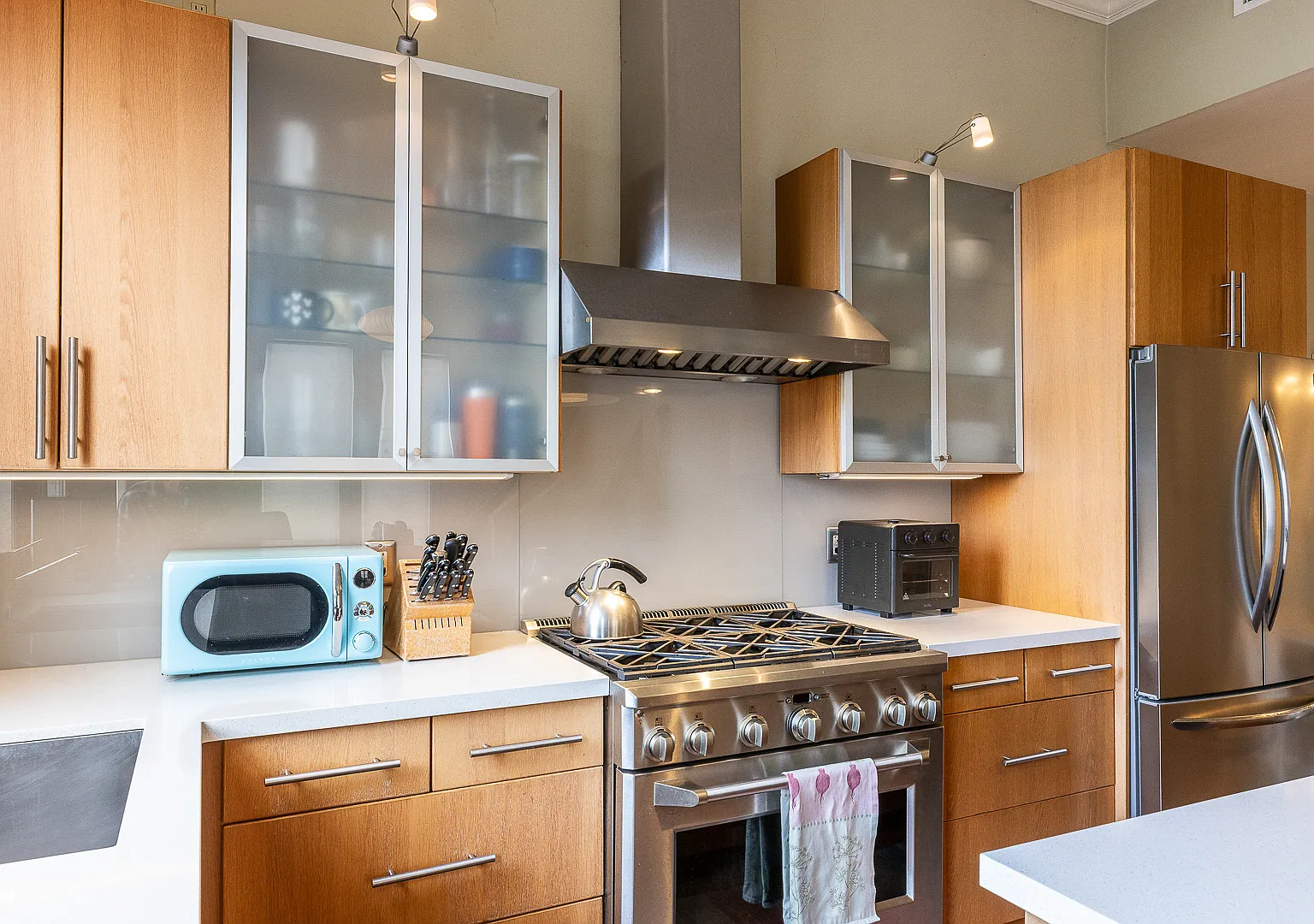 2 bed, 1547 sqft, $6,500 — Photo 2