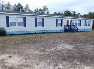 137 Hill Dr, Macon, NC 27551