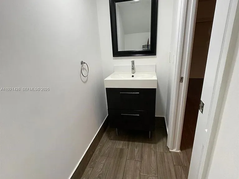 14111 SW 121st Pl #4 — Photo 5