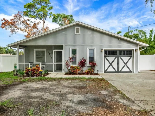 1978 Dix St, Largo, FL 33774