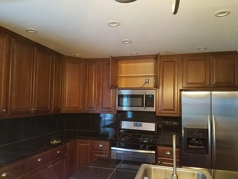 2329 Foothill Rd #1 — Photo 3