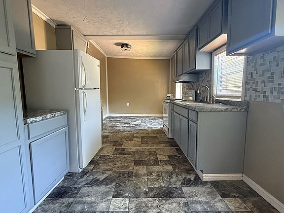 2nd image of 228 Academy St